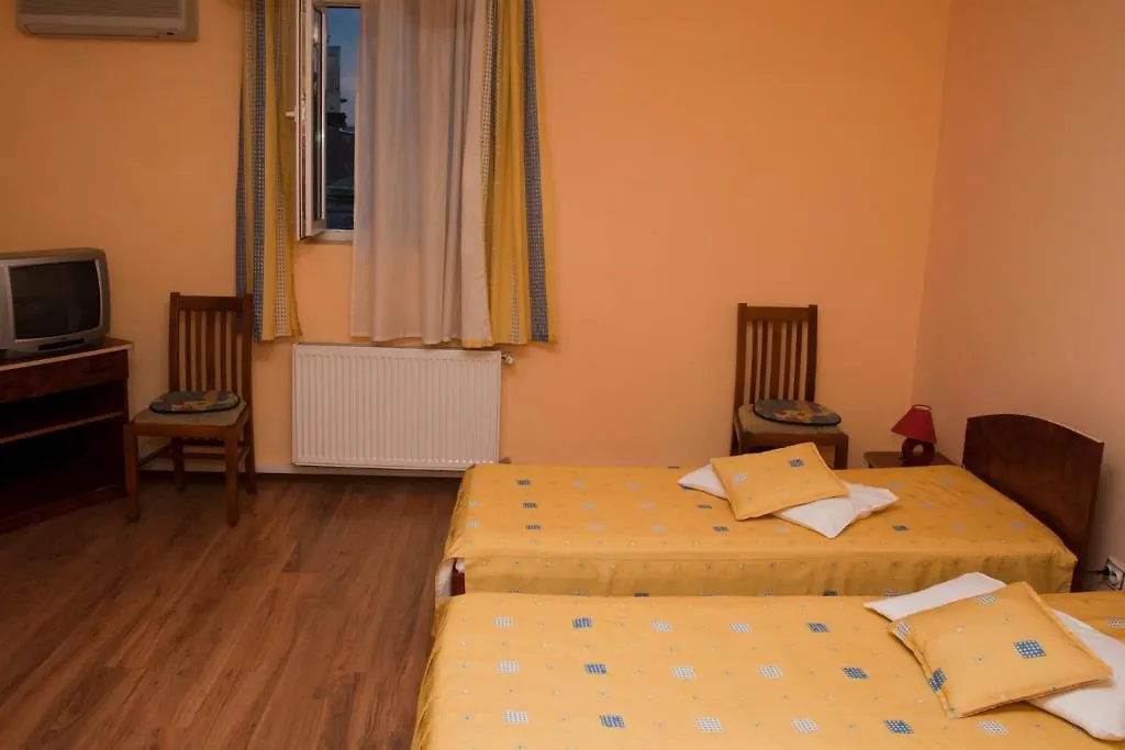 Hotel Helios Bukurešť 3*,